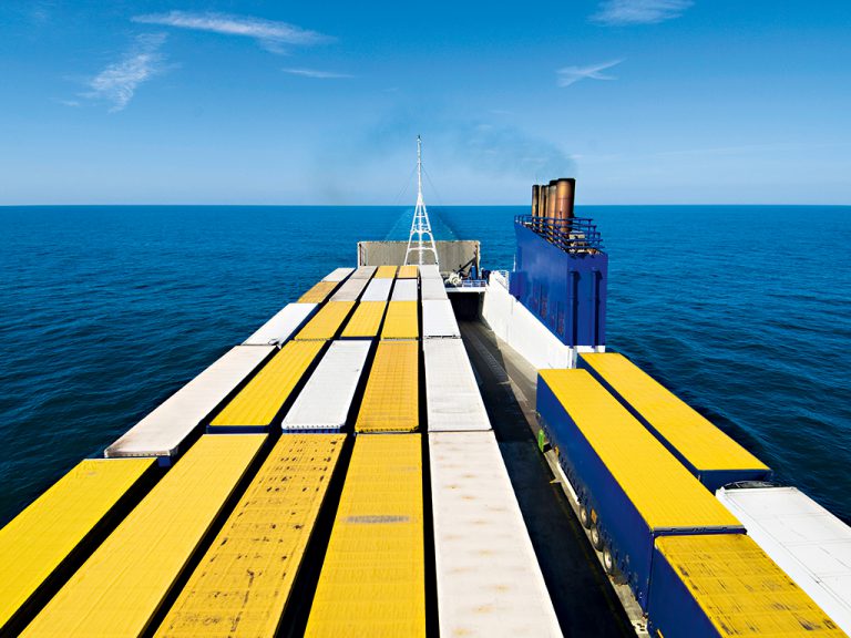 shippingindustryPortEquipmentManufacturersAssociation Ravian